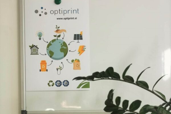 Optiprint ozadje 1